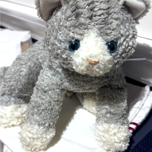 🐾 Vintage Rare 1990's GUND Bootsie the Cat (Gray and White Plush Toy) 🐾 - Picture 2 of 16